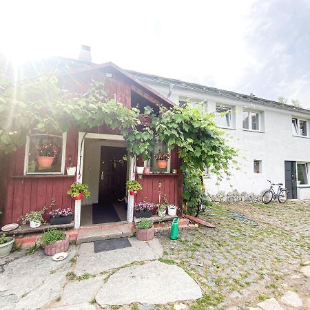 Pokoje Goscinne Izeria Kamien  Esterno foto