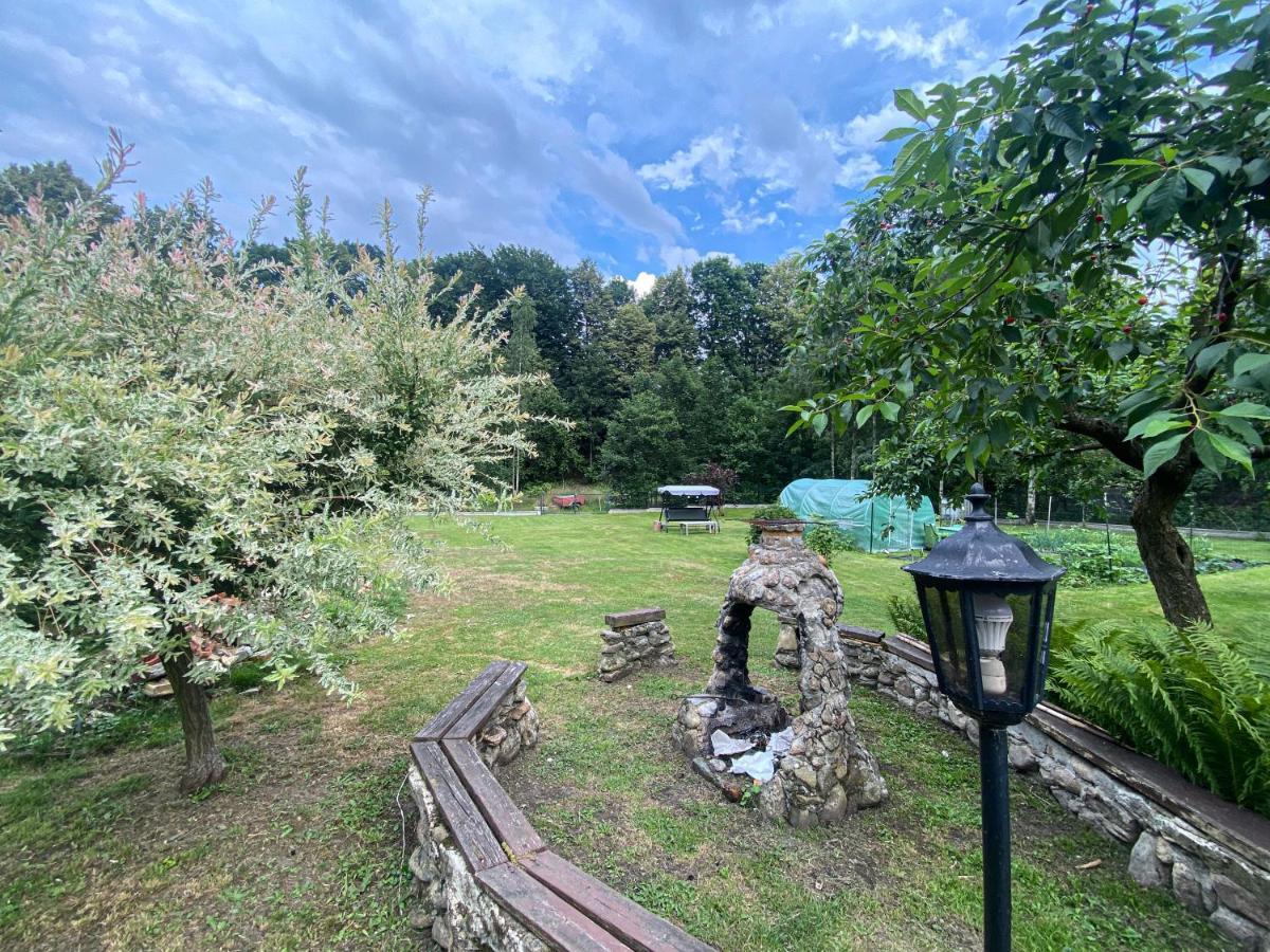 Pokoje Goscinne Izeria Kamien  Esterno foto